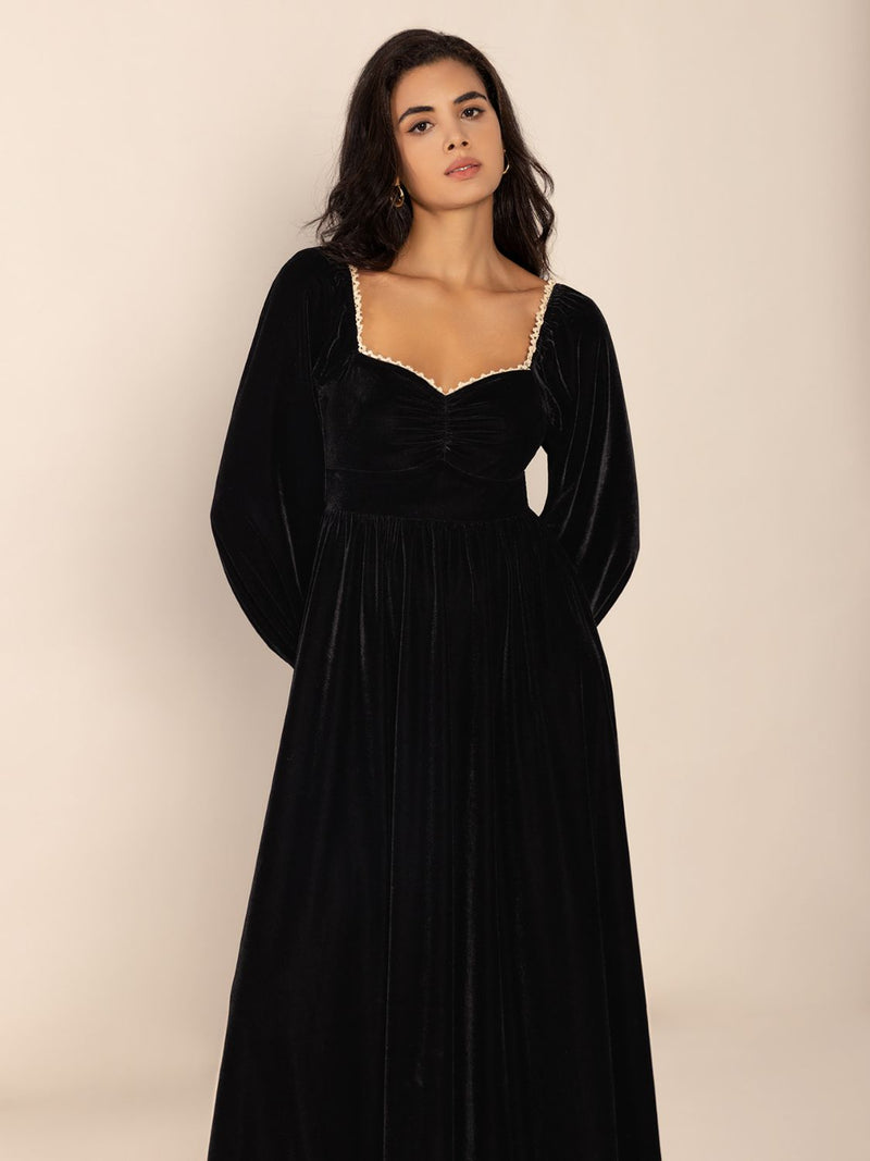 Sweetheart Neck Long Sleeve Midi Dress Boutique Darling Sweetheart Neck Long Sleeve Midi Dress Boutique Darling